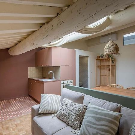 Cozy Love Nest Near The Old Port Марсель Номер фото